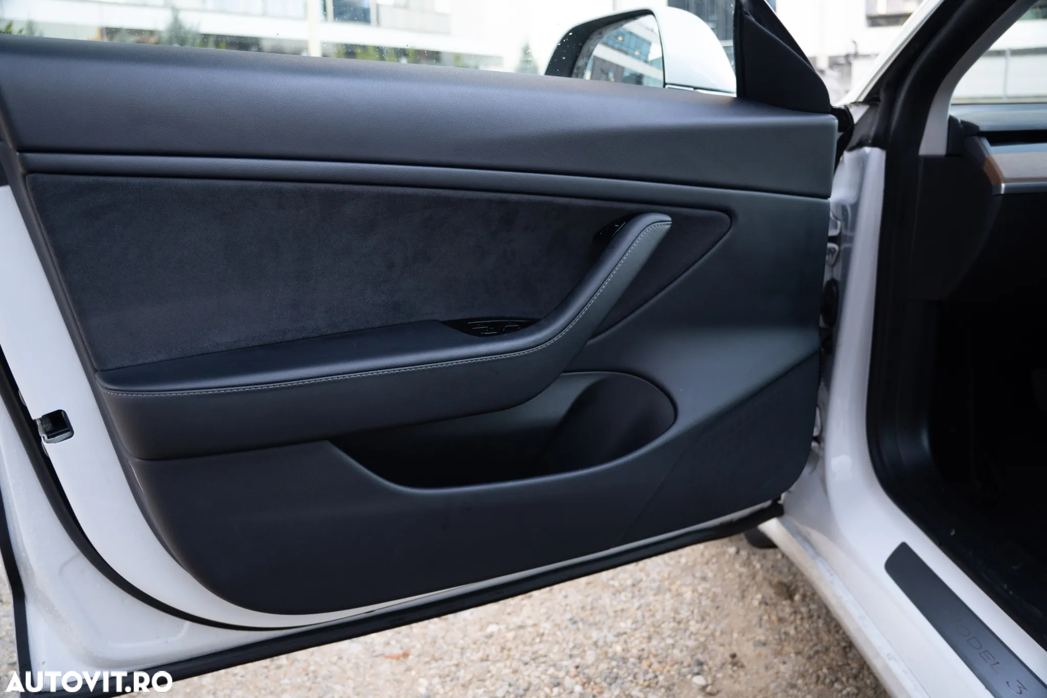 Tesla Model 3 Langstreckenbatterie Allradantrieb Dual Motor - 7