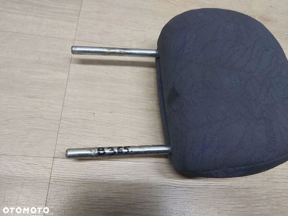 Toyota Yaris I zagłówek fotela przód tył kanapy - 2
