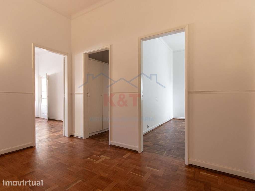 Moradia T4 remodelada com Jardim - Grande imagem: 5/50