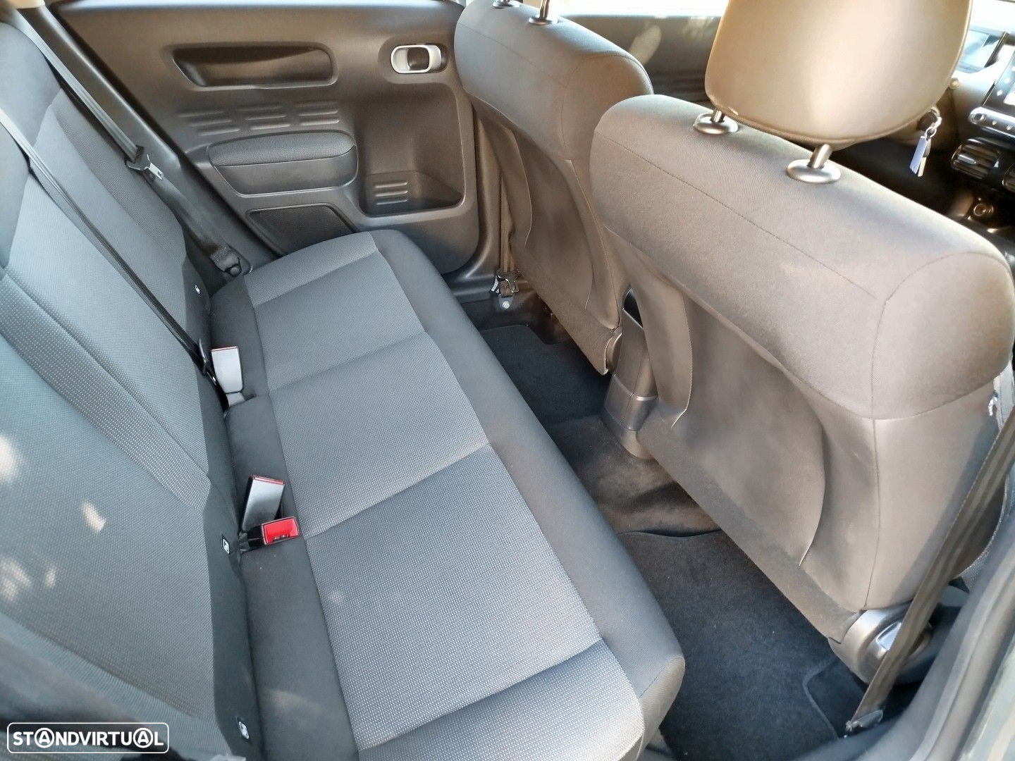 Citroën C4 Cactus 1.2 PureTech Shine EAT6 - 14