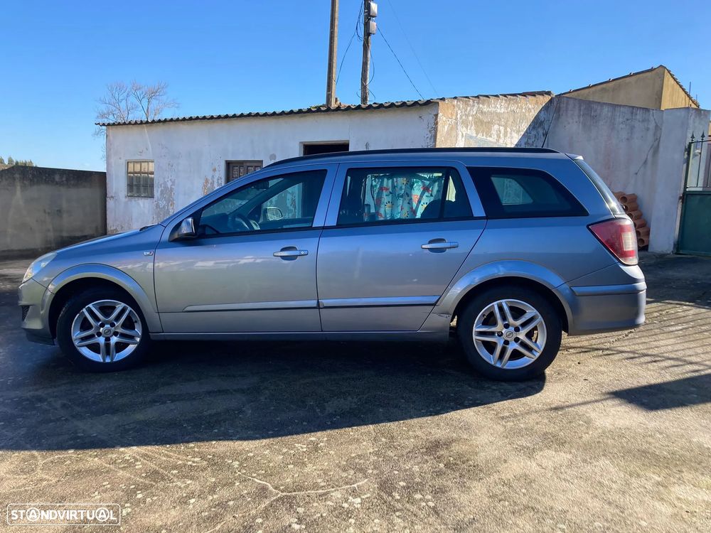 Opel Astra 1.3 CDTI Enjoy EcoFLEX - 1