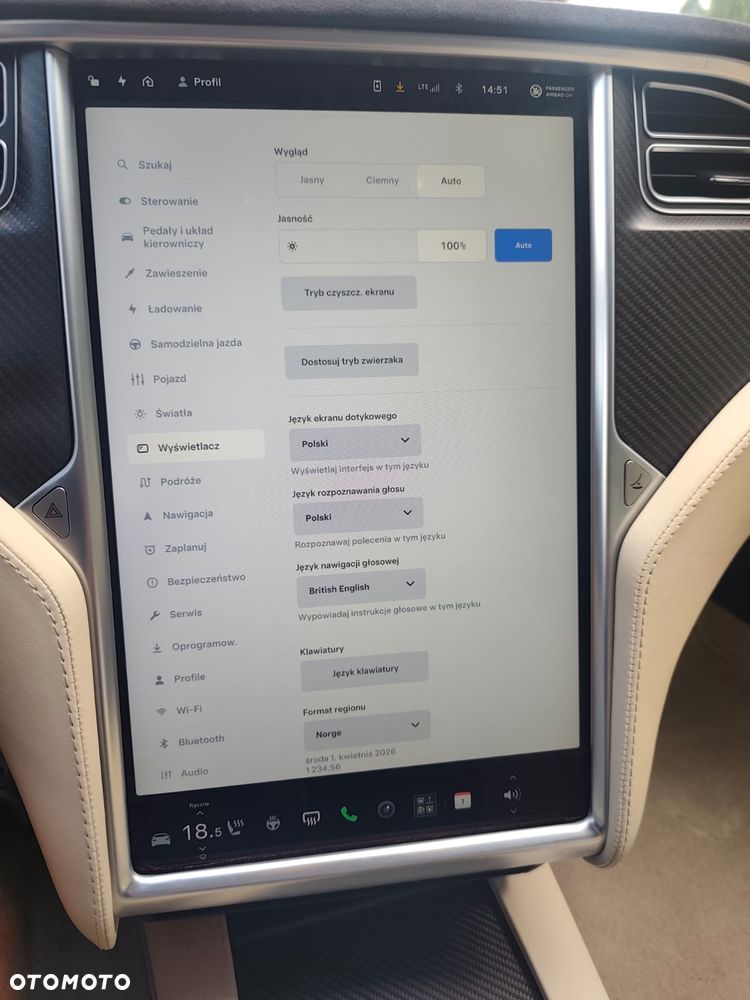 Tesla Model S - 28