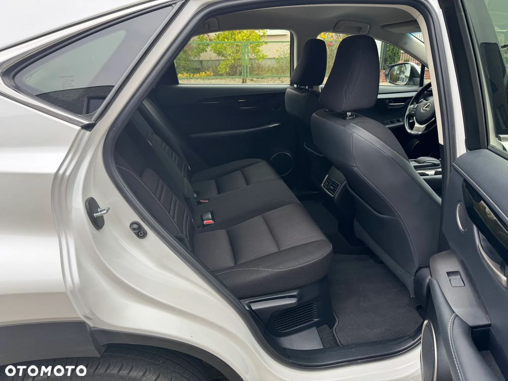 Lexus NX 200t Elite AWD - 10