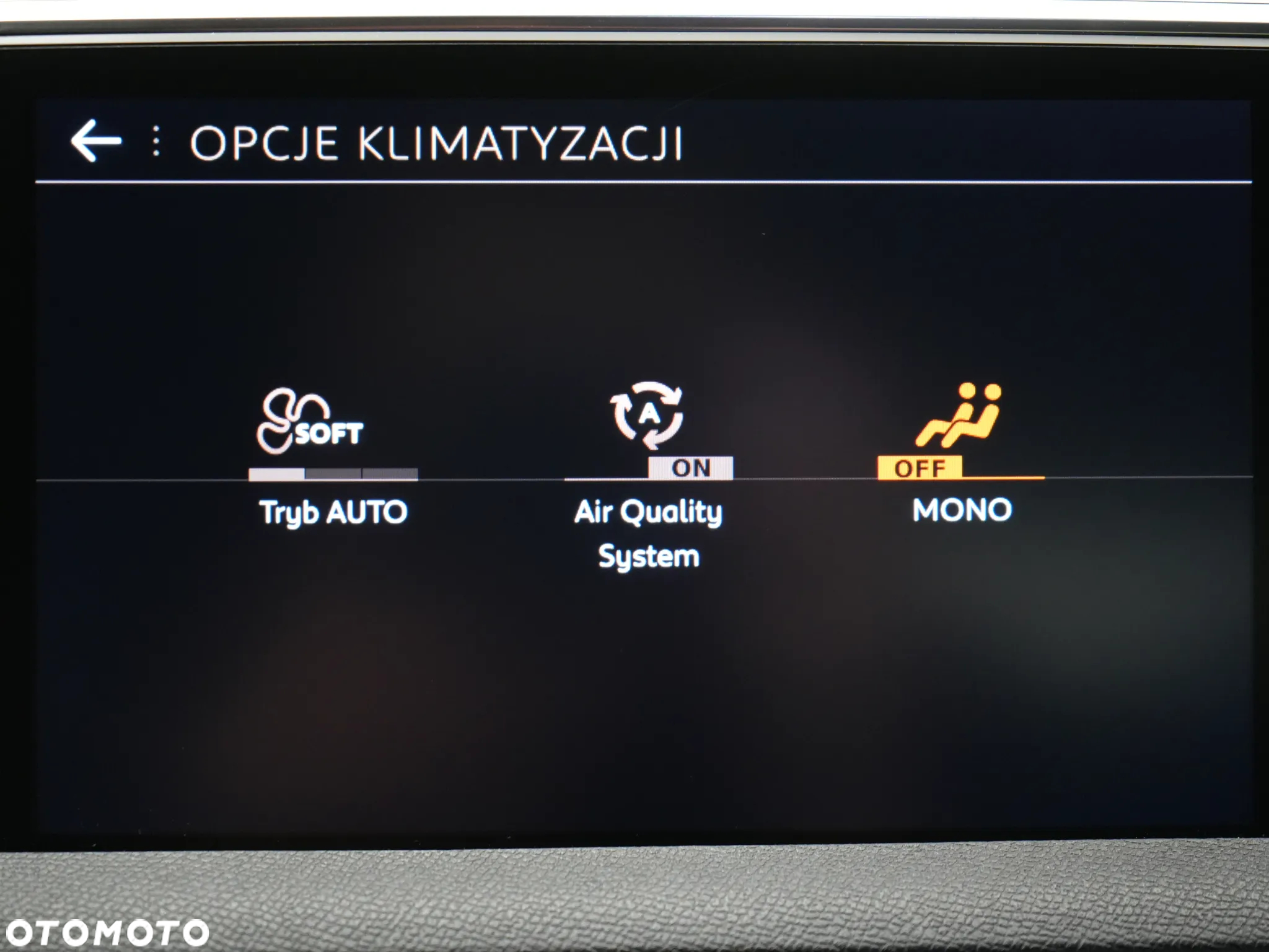 Peugeot 3008 1.5 BlueHDi GT Pack S&S EAT8 - 28