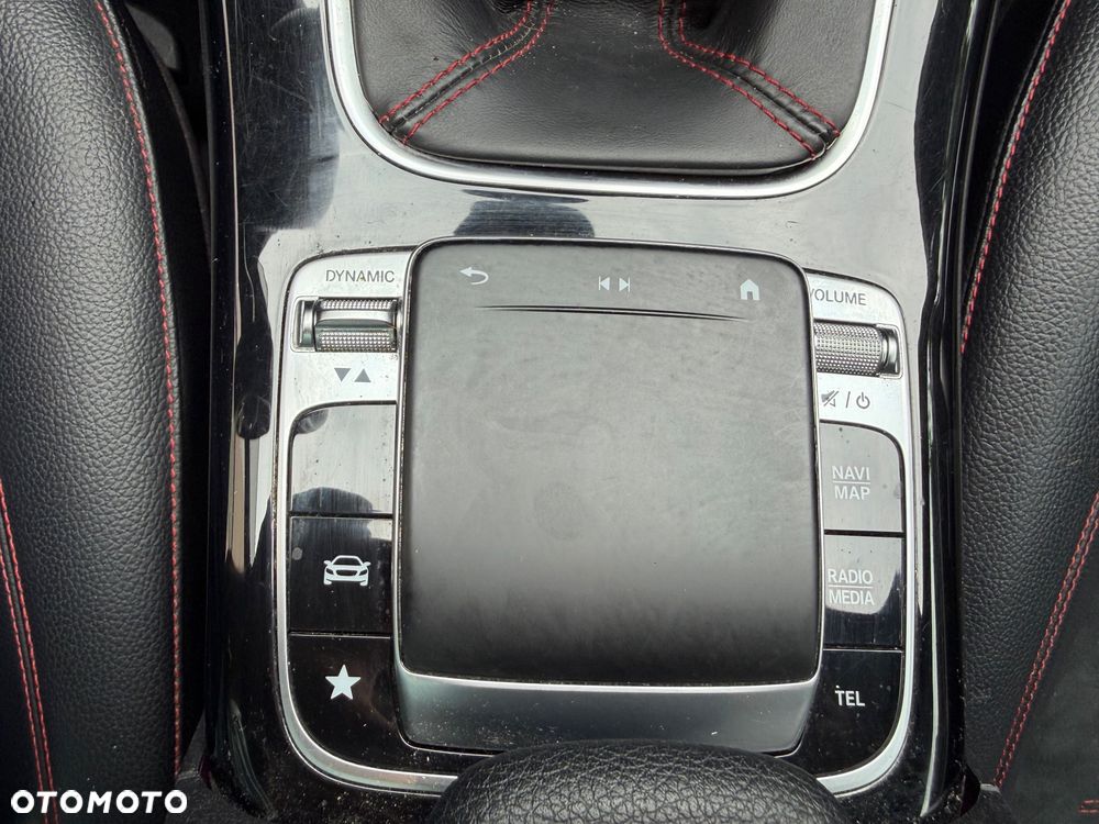 Mercedes-Benz Klasa A 180 AMG Line - 20