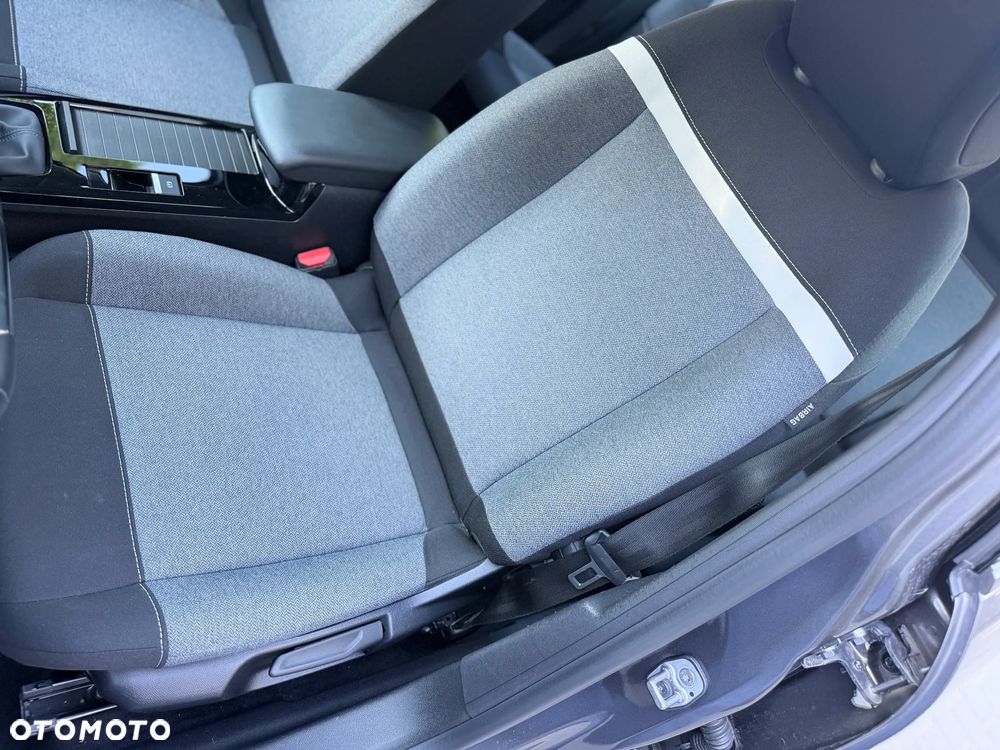 Citroën C4 1.2 PureTech Feel S&S - 24