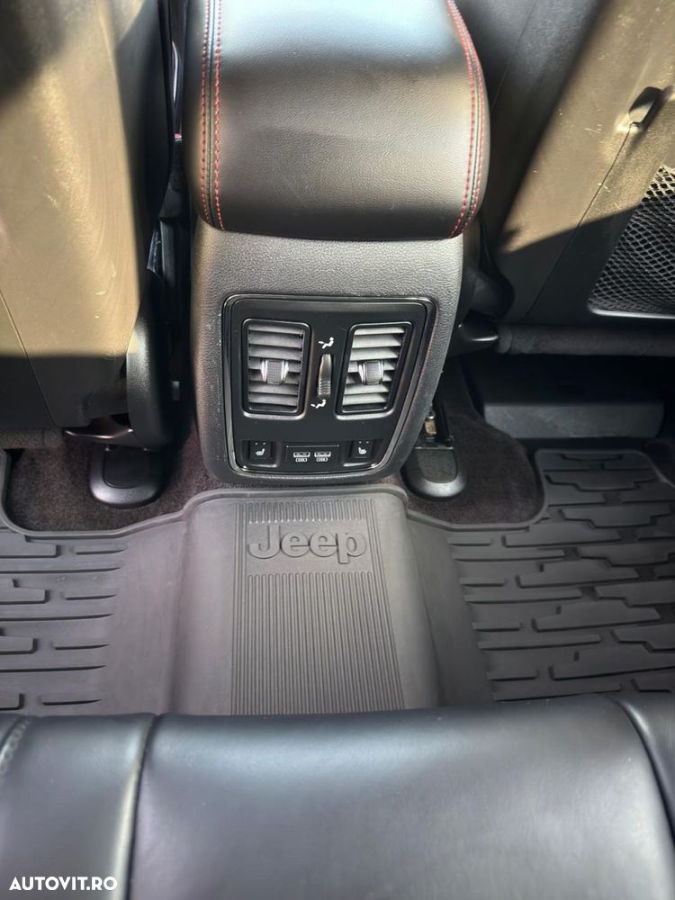 JEEP Grand Cherokee 2017 — imagine 17