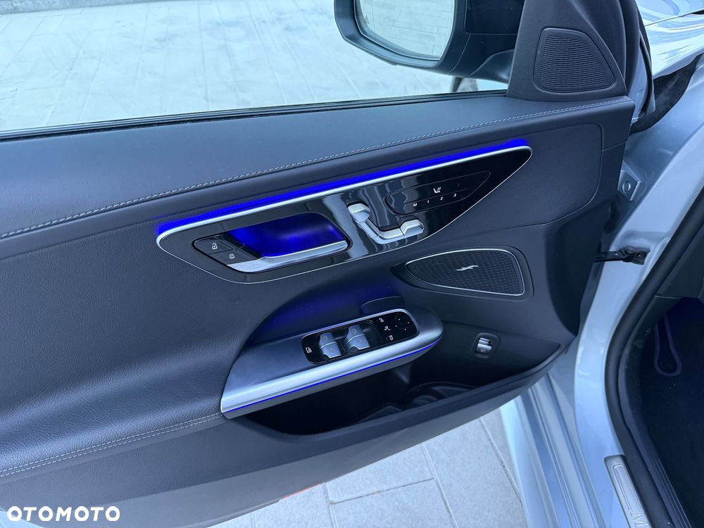 Mercedes-Benz Klasa C 220 d 4Matic T 9G-TRONIC AMG Line - 26