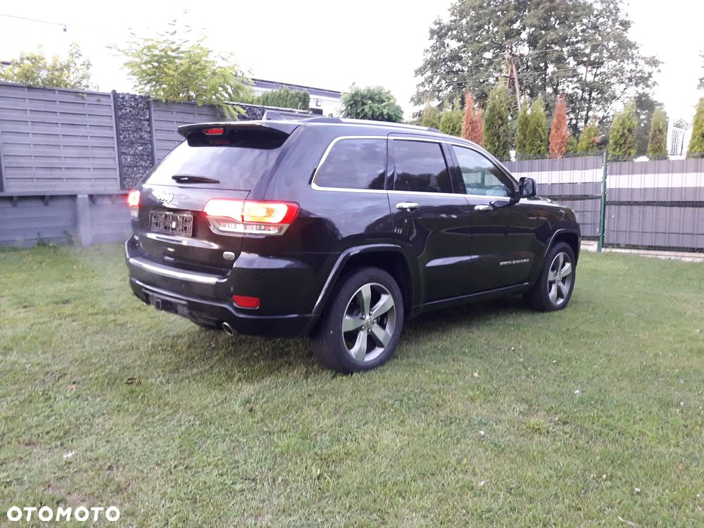Jeep Grand Cherokee - 33