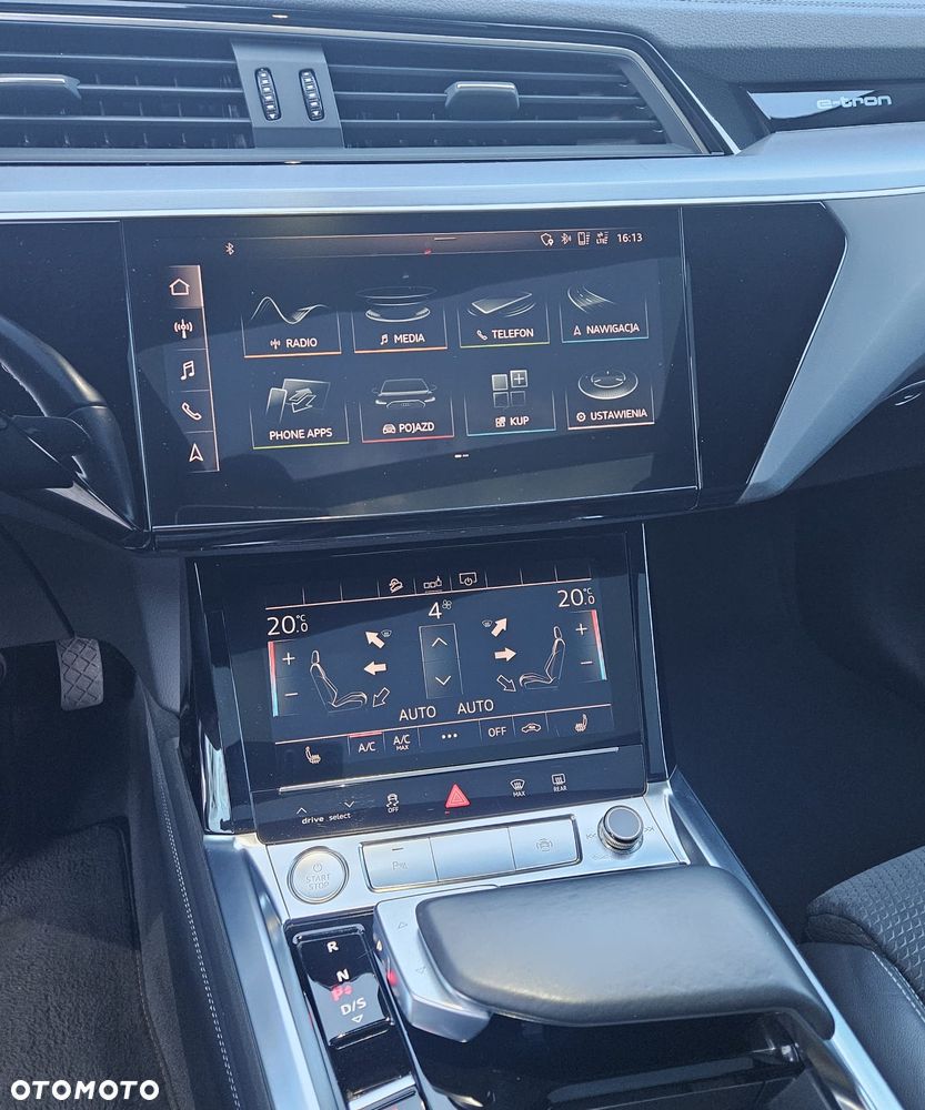 Audi e-tron 50 Quattro Advanced - 36