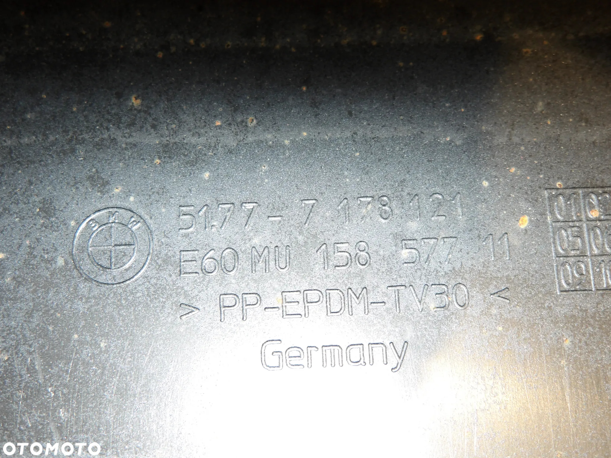 BMW E60 LIFT 07-10 LISTWA PROGOWA PRAWA LEWA 7178121 - 6