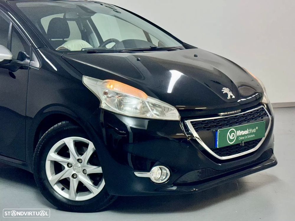 Peugeot 208 1.4 HDi Active - 4