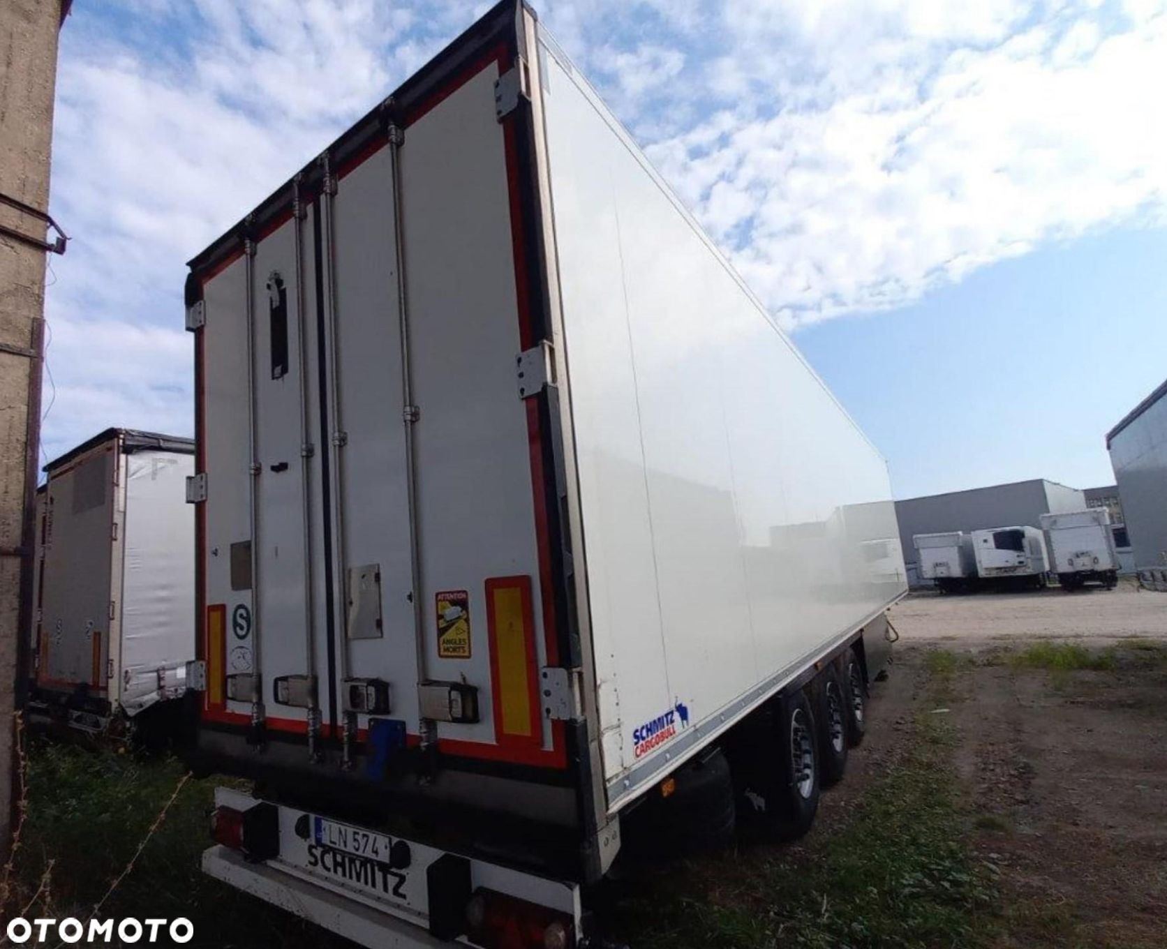 Schmitz Cargobull SKO FP 45 ThermoKing SLXi 300 - 5