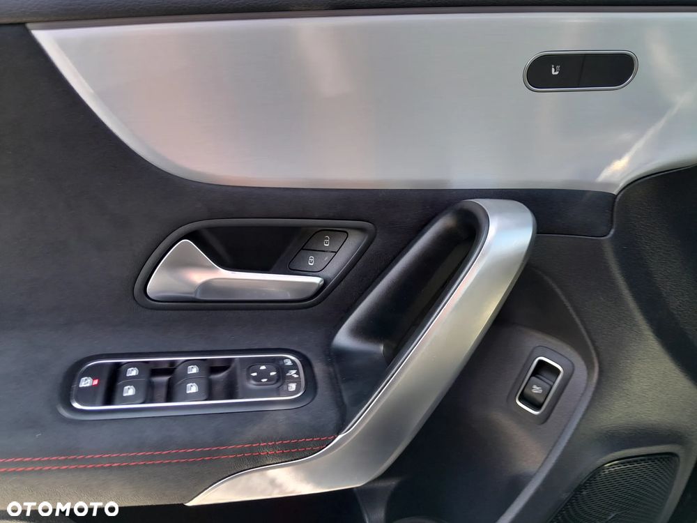 Mercedes-Benz Klasa A 200 AMG Line 7G-DCT - 15