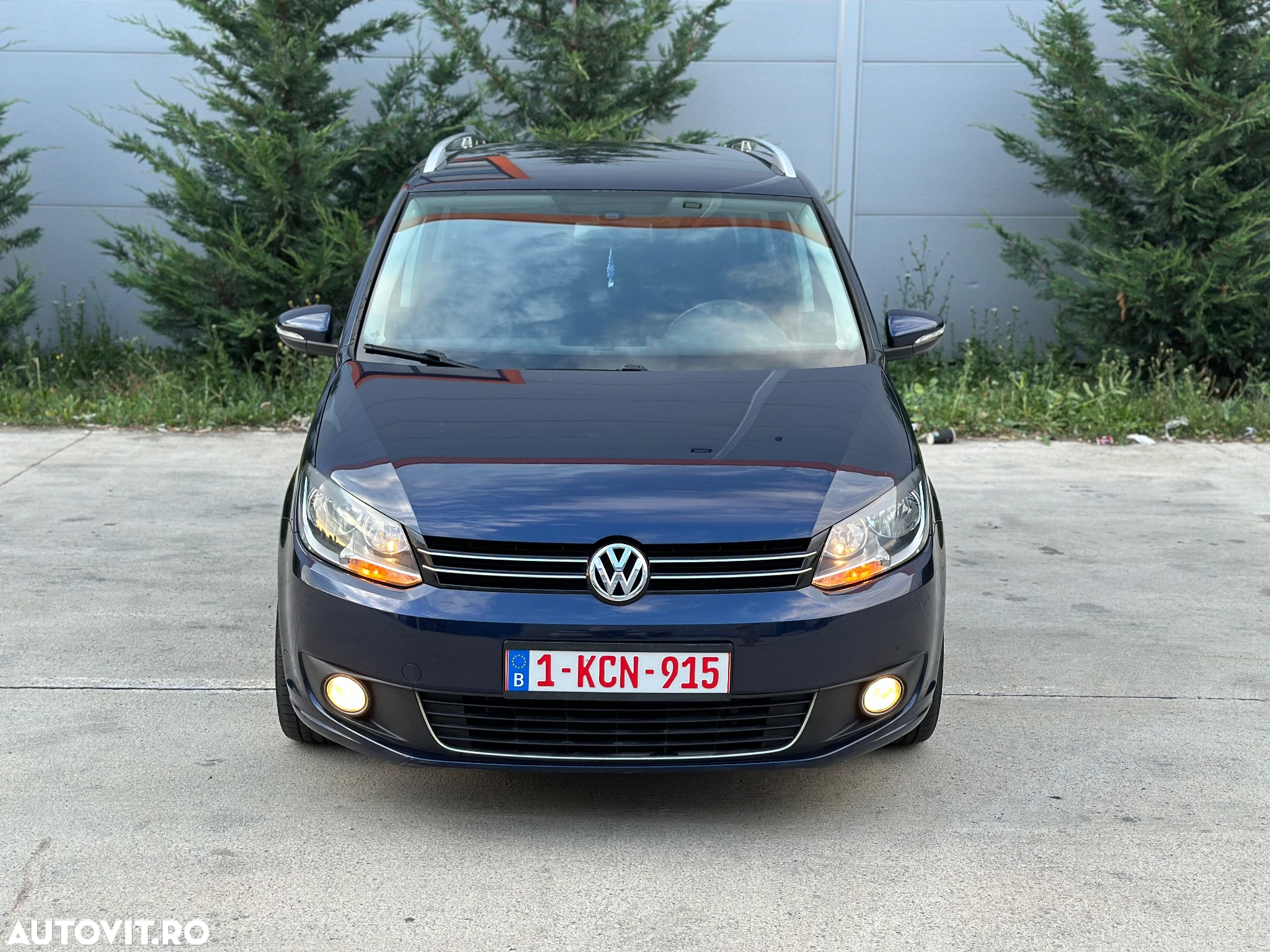 Volkswagen Touran 2.0 TDI DPF Highline - 3
