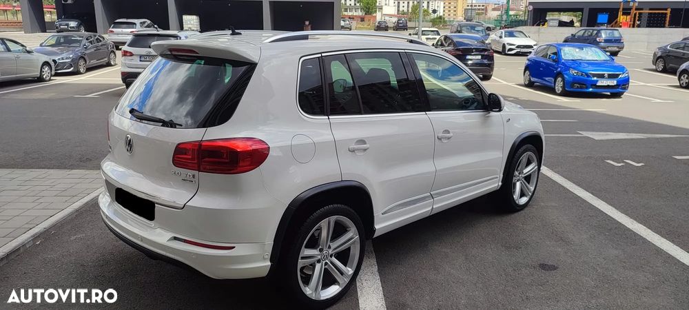 Volkswagen Tiguan - 4