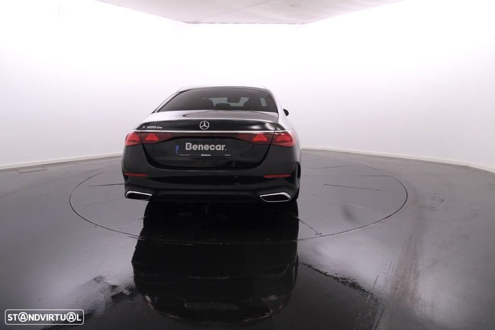 Mercedes-Benz E 300 de - 6