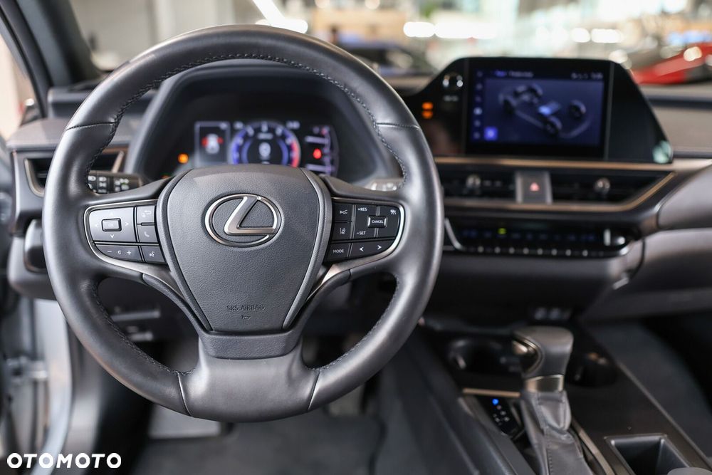 Lexus UX - 26