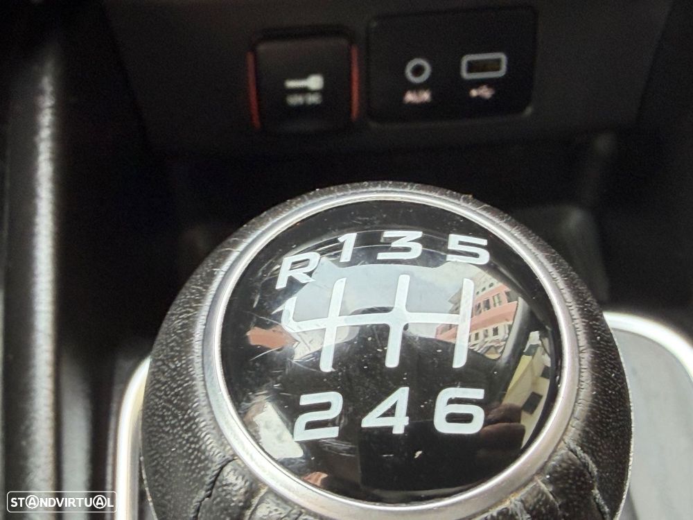 Fiat Tipo Station Wagon 1.6 M-Jet Lounge J17 - 28