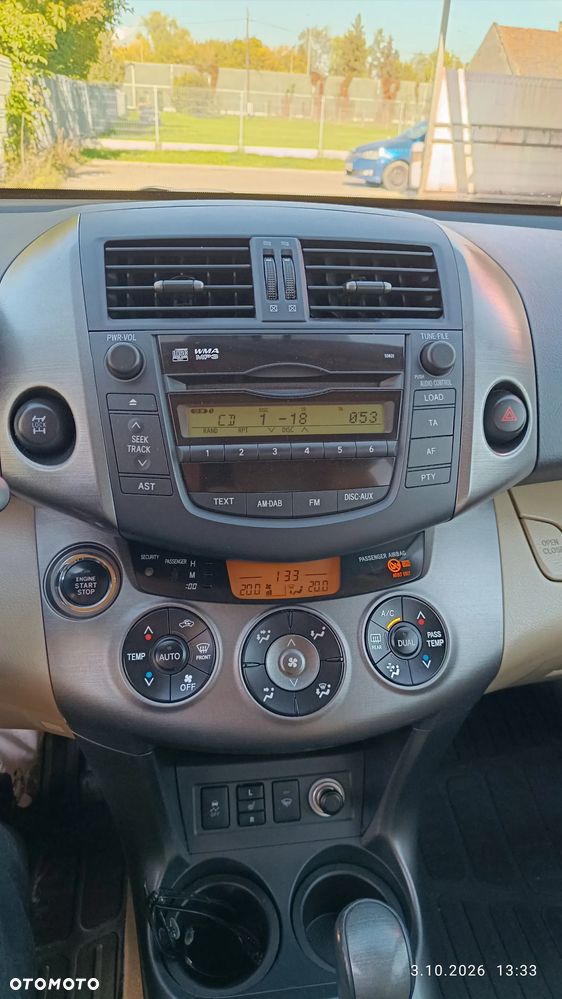 Toyota RAV4 2.0 VVT-i Prestige MS - 8