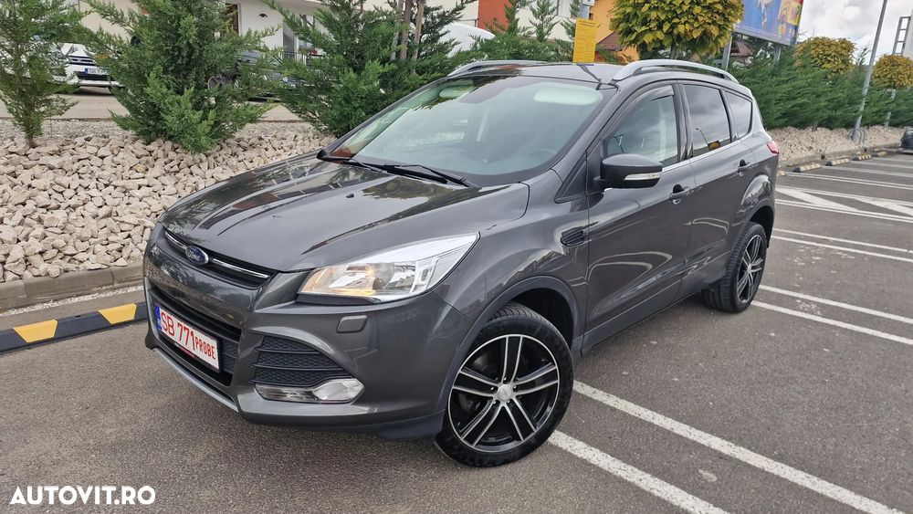 Ford Kuga 1.5 EcoBoost 2WD Titanium - 1