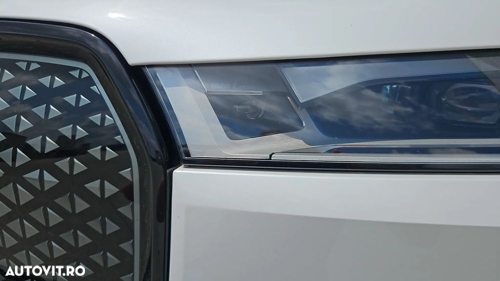 BMW iX M60 - 10