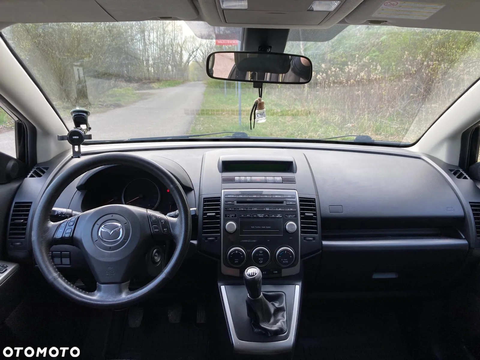 Mazda 5 2.0 Active - 12