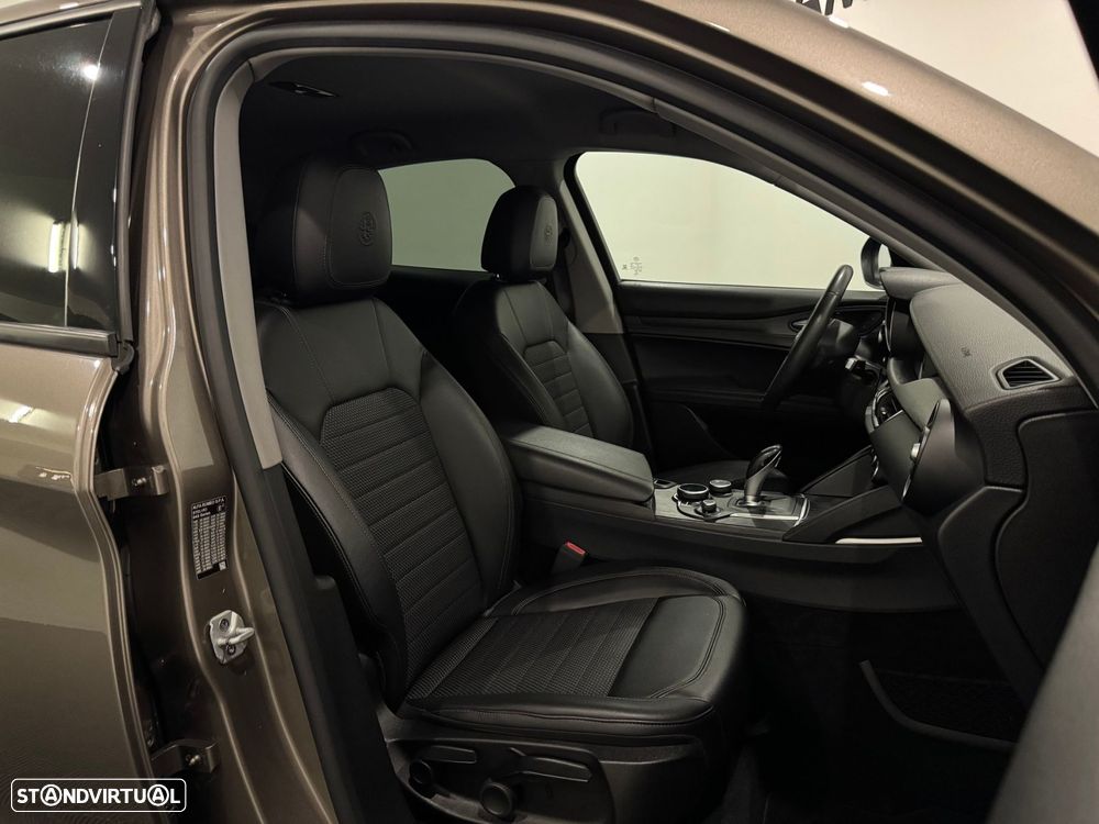 Alfa Romeo Stelvio 2.2 D Super AT8 - 7