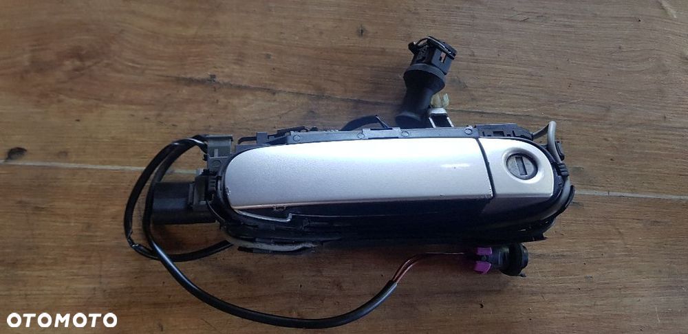 AUDI A3 A4 A6 LIFT KLAMKA DRZWI LEWY PRZÓD LY7W - 1