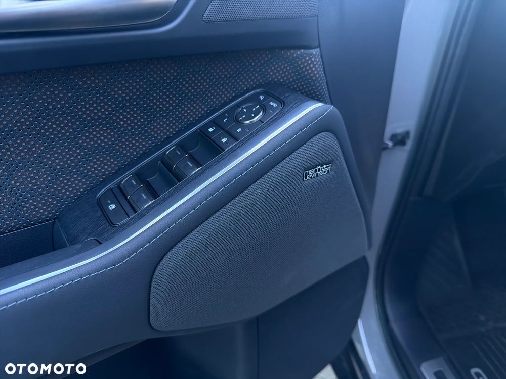 Lexus GX - 10