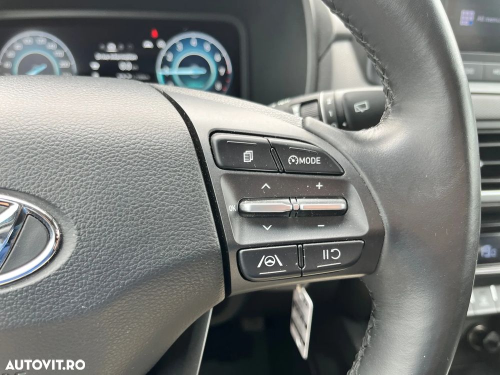 Hyundai KONA - 20