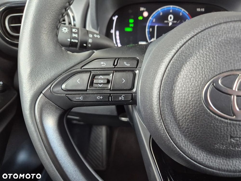 Toyota Yaris Hybrid 1.5 Style - 18
