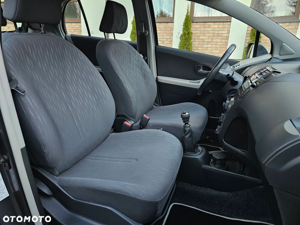Toyota Yaris 1.33 VVT-i Life - 25