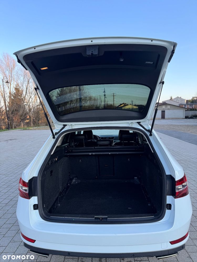 Skoda Superb 2.0 TSI 4x4 DSG SportLine - 8