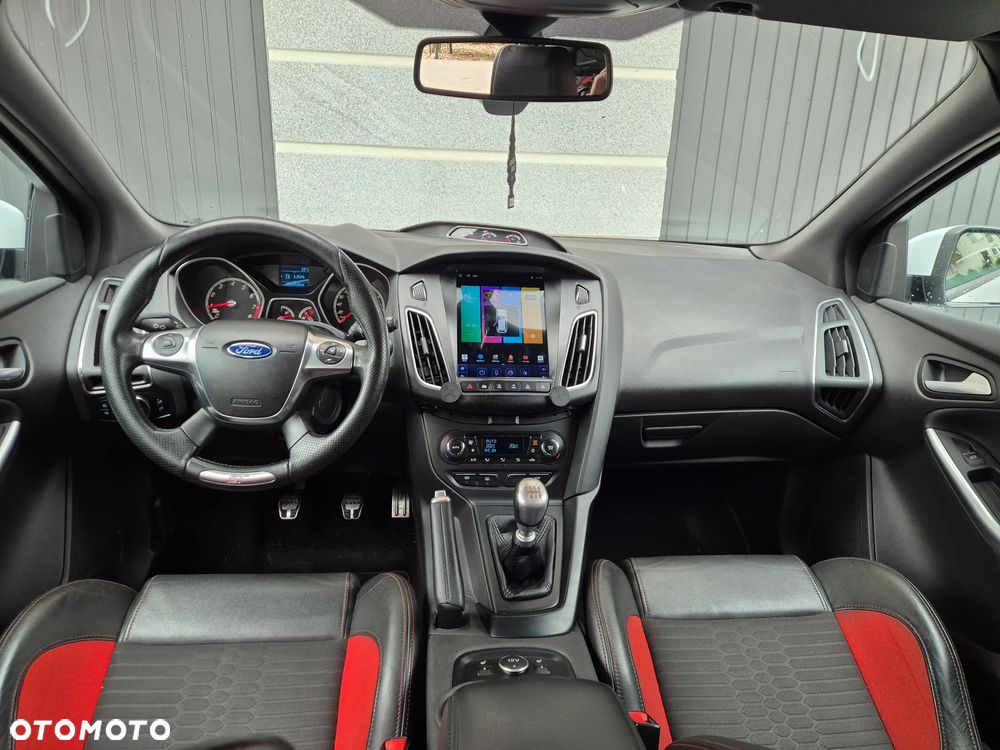 Ford Focus - 7
