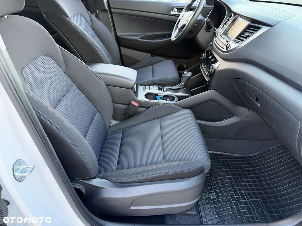 Hyundai Tucson 1.7 CRDI BlueDrive Comfort 2WD DCT - 36