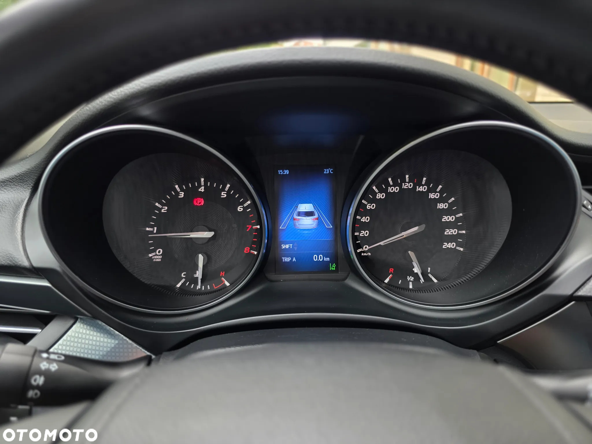 Toyota Avensis 1.8 Prestige - 28