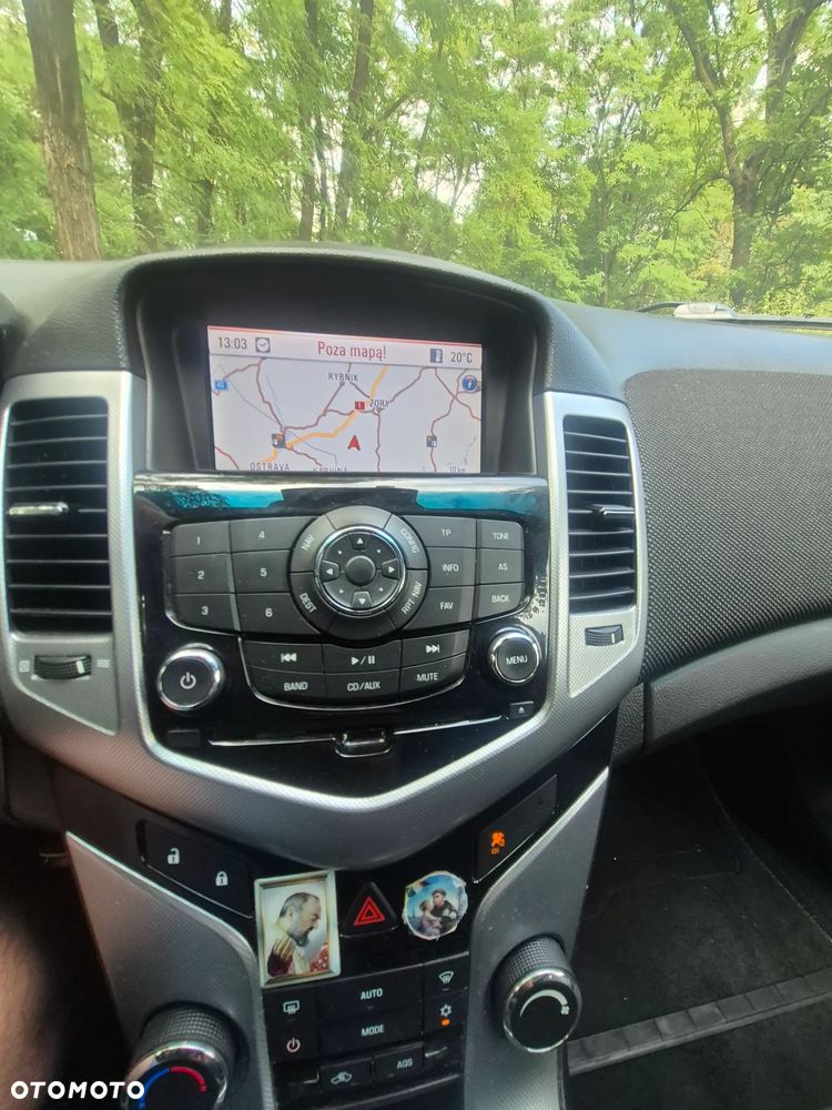 Chevrolet Cruze - 10