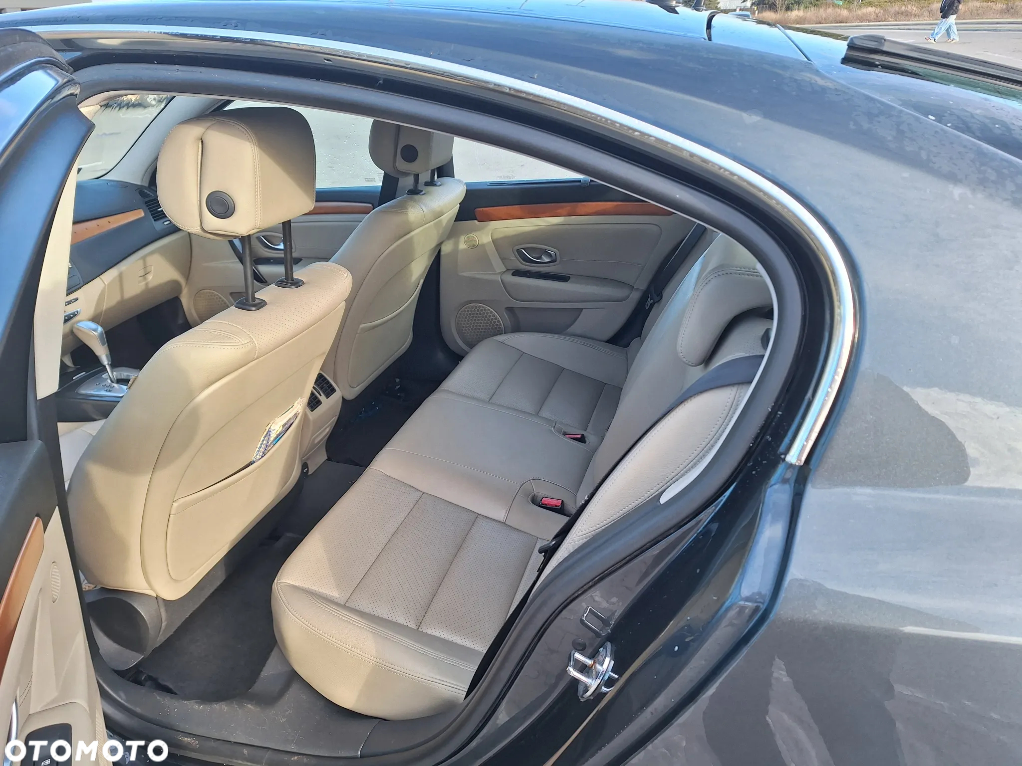 Renault Laguna 2.0 16V Turbo Initiale - 9