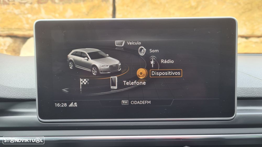 Audi A4 Avant 2.0 TDI ultra S tronic sport - 24