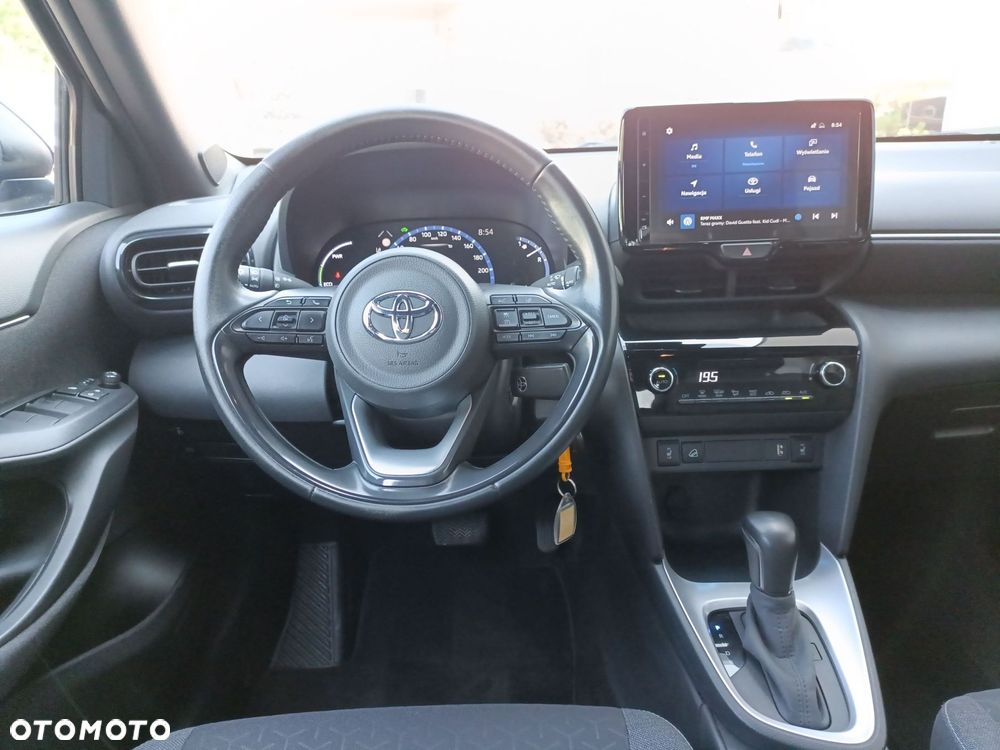 Toyota Yaris Cross Hybrid 1.5 Comfort 4x4 - 15
