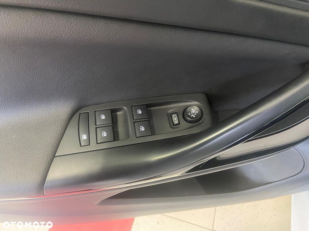 Opel Astra 1.6 BiTrb D (CDTI) Start/Stop Innovation - 24