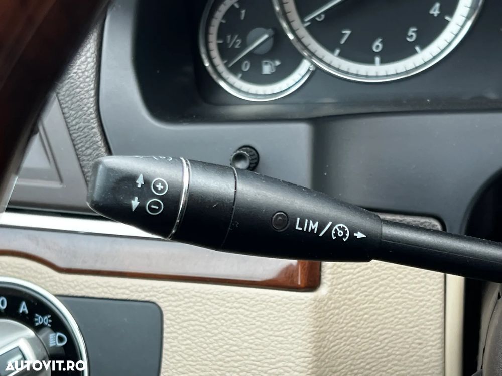 Mercedes-Benz E - 21