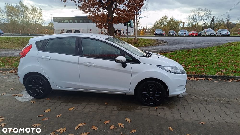 Ford Fiesta 1.25 Celebration - 6