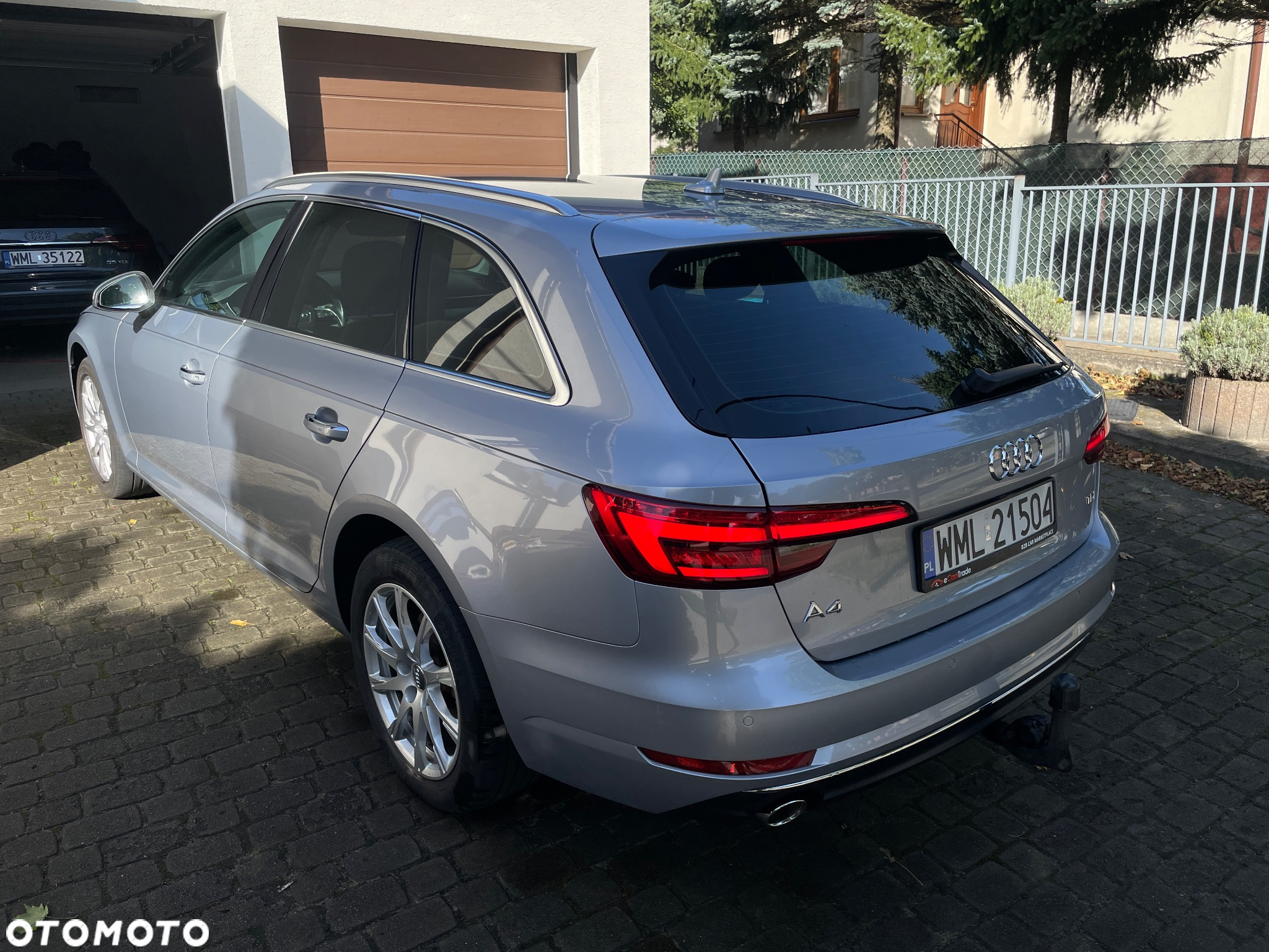 Audi A4 - 4