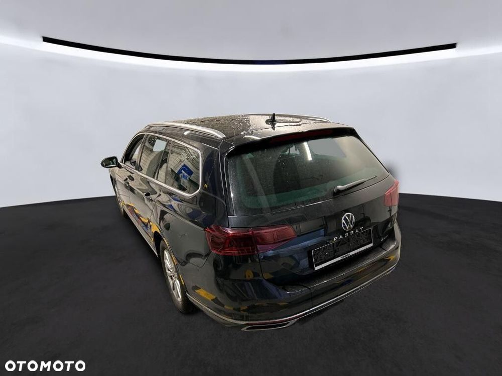 Volkswagen Passat Variant - 4