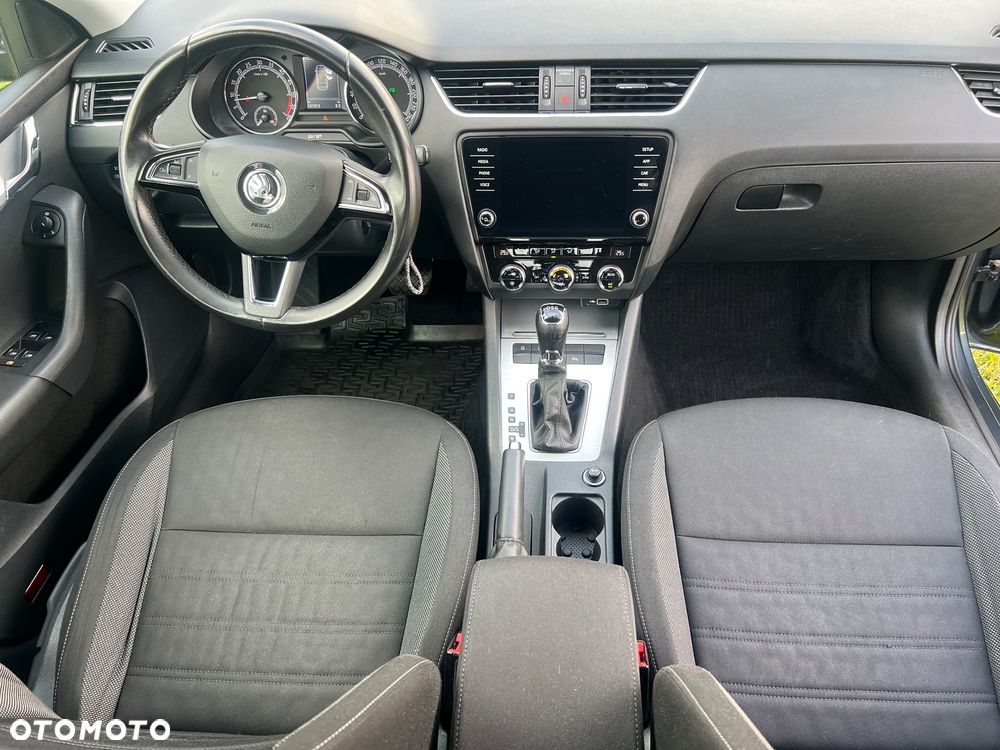 Skoda Octavia 2.0 TDI SCR Ambition DSG - 8
