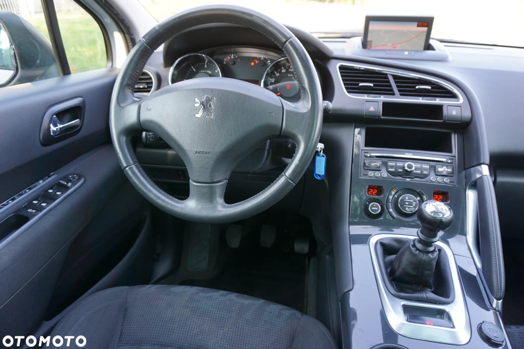 Peugeot 3008 1.6 HDi Premium - 16
