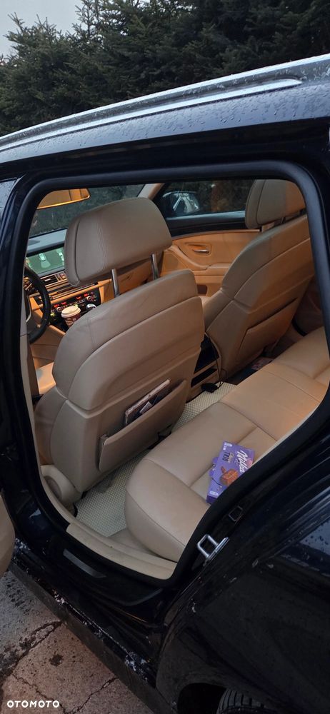 BMW Seria 5 530d xDrive Luxury Line - 25