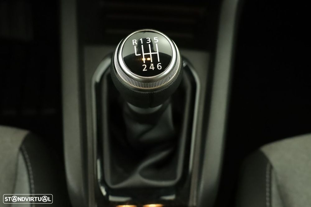 Renault Clio 1.0 TCe Evolution - 13